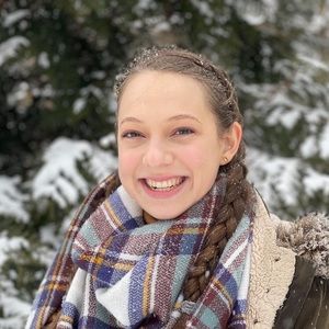 Meet your Posher, Julia